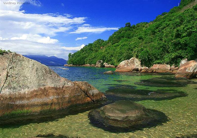 ilhas do rio. ilha grande praia feiticeira