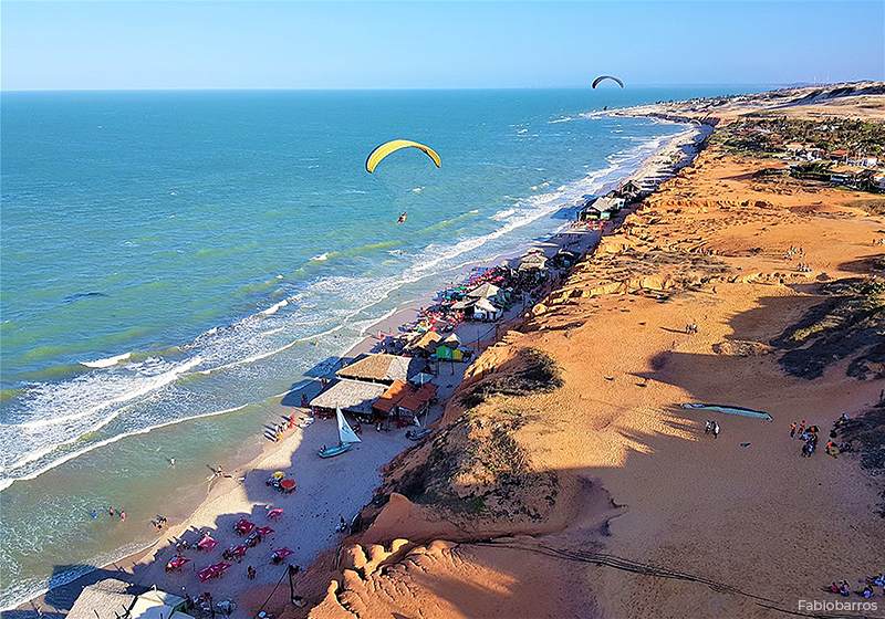 Praia Canoa Quebrada em Aracati