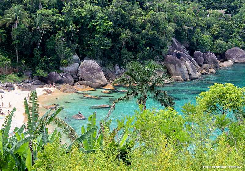 Imagem da praia do Sono no Rio de Janeiro